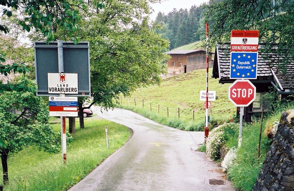 Швейцария на границе с италией